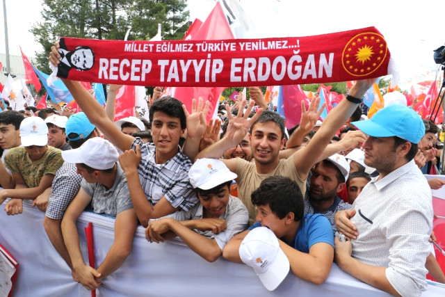Cumhurbaşkanı Erdoğan: ’53 Kürt Kardeşimin Kanı Demirtaş’ın Eline Bulaşmıştır’