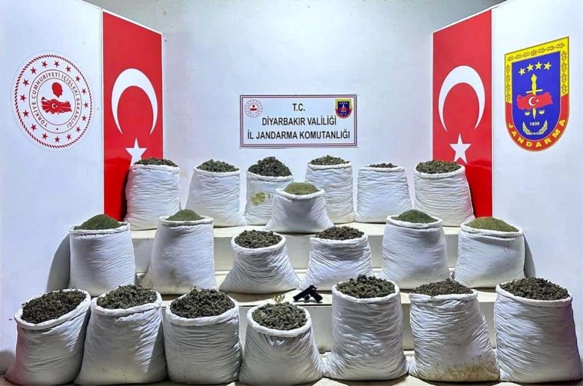 Diyarbakır’da 914 kilogram esrar ele geçirildi: 2 gözaltı