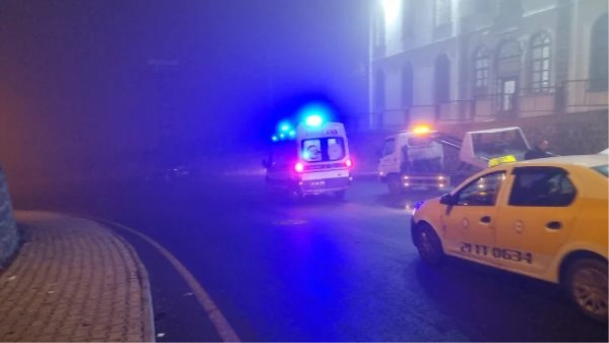 Diyarbakır’da baş başa çarpışan arabalarda 4 kişi yaralandı