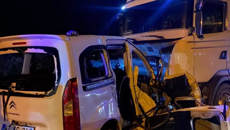 Diyarbakır’da Trafik Kazası: 3 Meyyit, 2 Yaralı