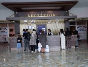 Diyarbakır’daki Kaplıcaya Hafta Sonu Ağır İlgi