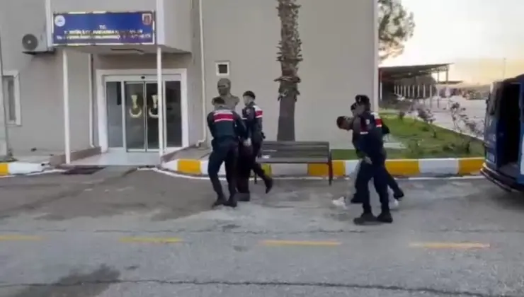 Kur’an-ı Kerim’lere ziyan veren 2 kişi tutuklandı