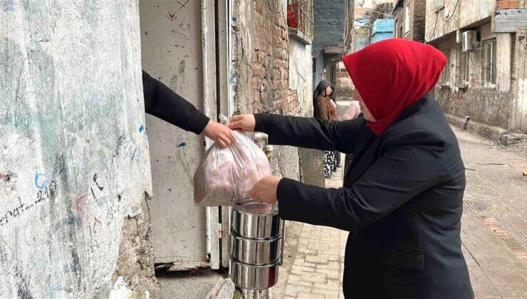 Diyarbakır’da sıcak yemek dayanağı gereksinim sahiplerine umut oluyor