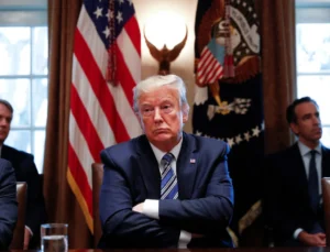 ABD Başkanı Trump, İran’a yönelik tehditlerini sürdürüyor
