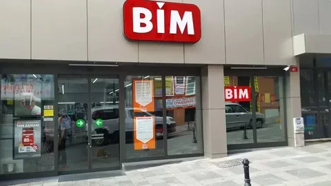 BİM bayramın 2. günü açık mı, ne vakit açılacak? Çalışma saatleri