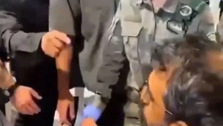 İsrail kaçırdığı aktivistlere azap yapıyor: İşte şok görüntüler!