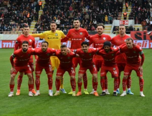 Üstün Lige çıkan son grup muhakkak oldu! Tarihinde birinci sefer