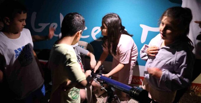 Çocuklar, Zerzevan Kalesi’nde gökyüzünü gözlemledi