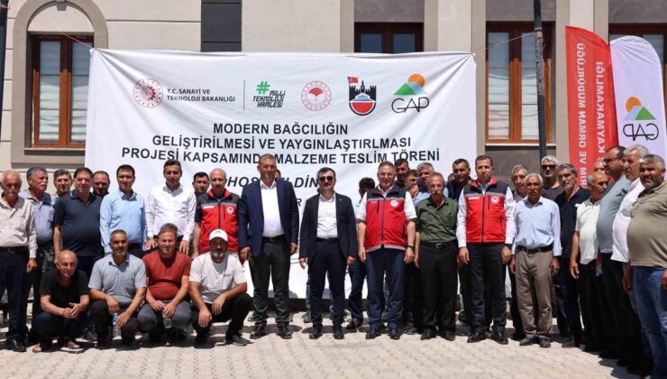 Dicle’de çiftçilere yüzde 50 hibeli tarım aletleri dağıtıldı