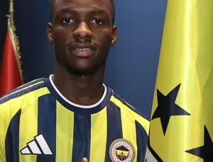 Fenerbahçe yeni ismi duyurdu! 5 yıllık imza