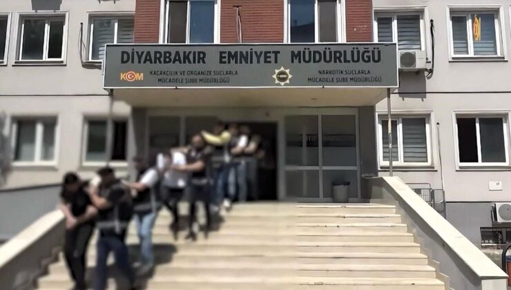 Diyarbakır’da silahlı kabahat örgütü şebekesi çökertildi: 40 gözaltı